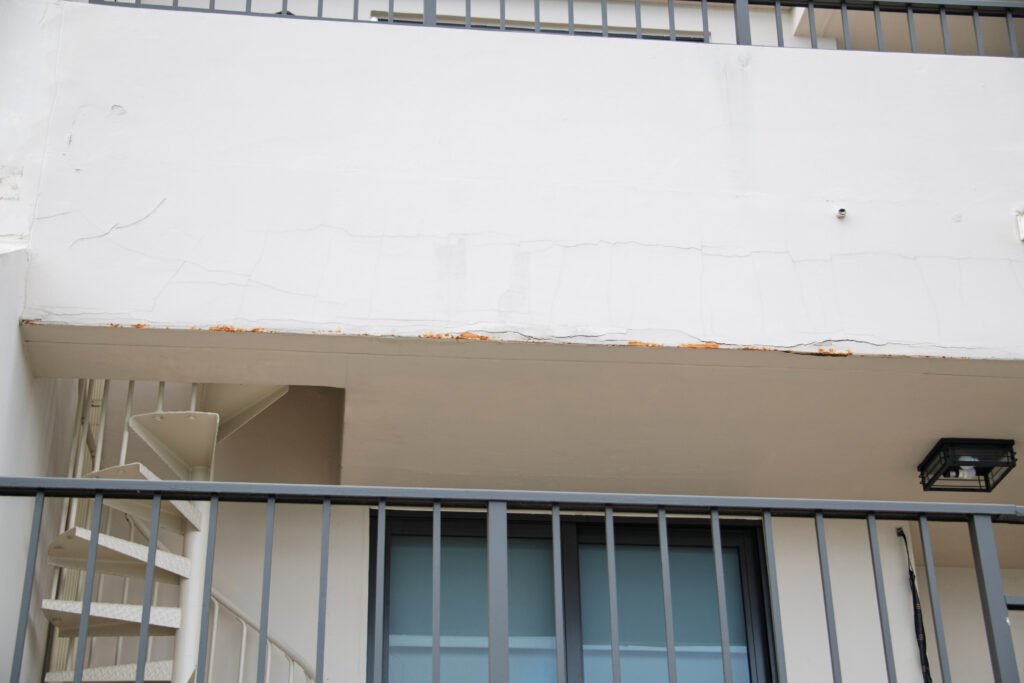 Cracks, Rust in stucco replaced in 2018